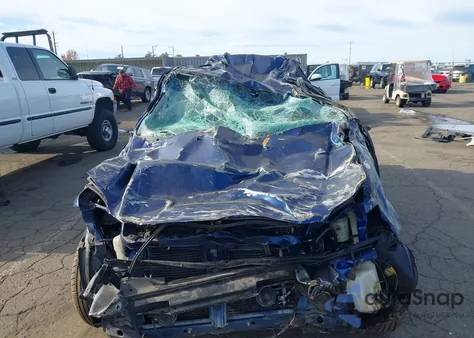 1999 Honda Cr-V Ex z USA, uszkodzony, nr VIN JHLRD1866XC082872